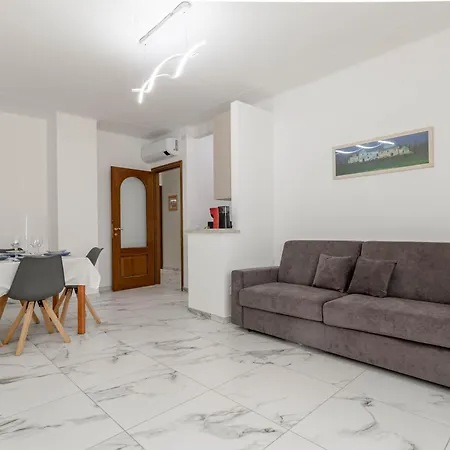 Apartament H11 Destinazione Mare Centro - Spiagge Arma di Taggia